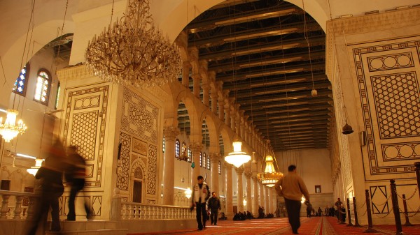 Cami İç ve Dış Giydirme